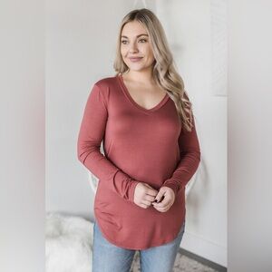 Pepper & Zoe | Raspberry Classic Victoria Top